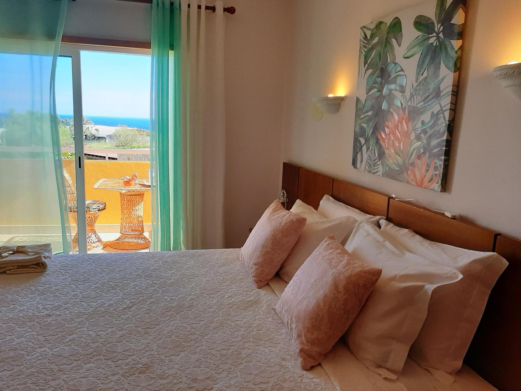 Lucie Lime Guesthouse Luz Eksteriør billede